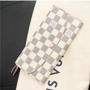 Louis Vuitton Emilie long wallet